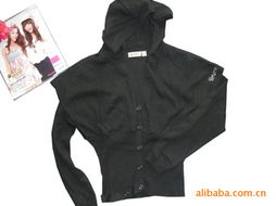 上海正灝服飾庫存服裝產(chǎn)品列表與皮革制品銷售